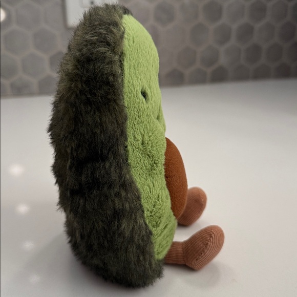 Small Avocado - Picture 2 of 6